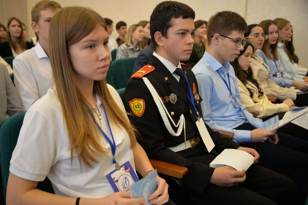 «Ученик года – 2026» - первое конкурс испытание: реверс-урок «Объясни за 3 минуты» «Ученик года – 2026» - первое конкурс испытание: реверс-урок «Объясни за 3 минуты»