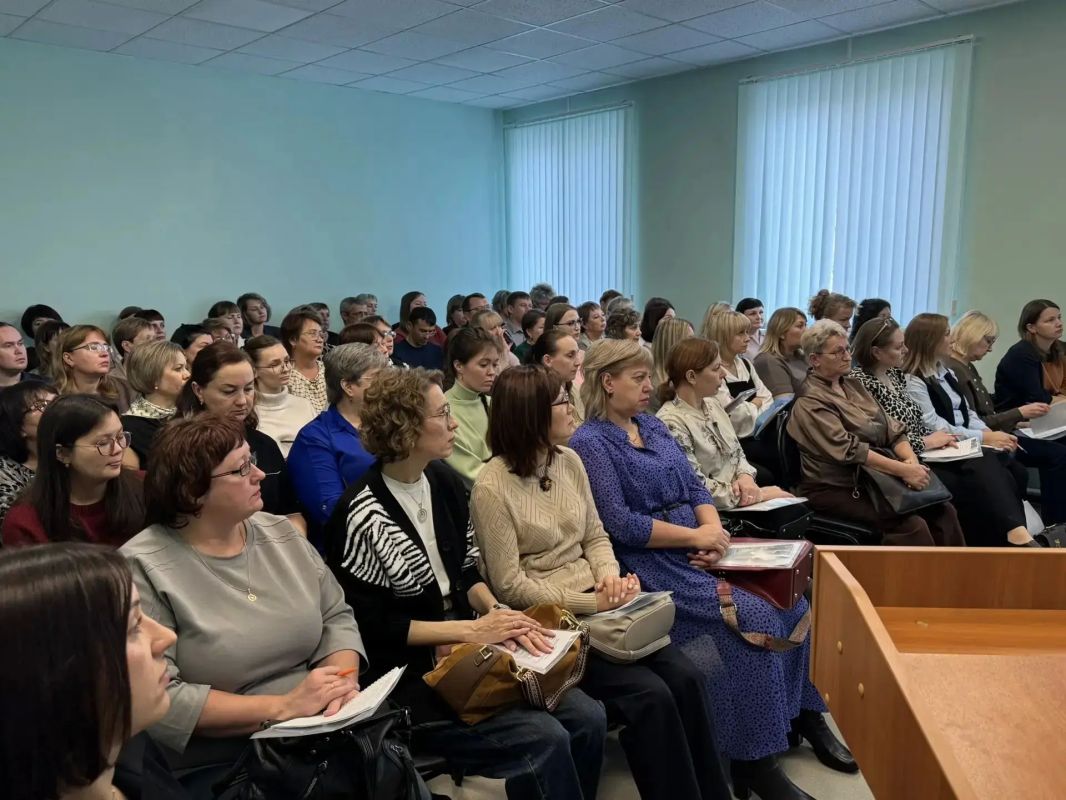 В городе Шадринске прошла межрегиональная научно-практическая конференция «Стратегия здорового долголетия: системный подход к интеграции гериатрической и социальной помощи» В городе Шадринске прошла межрегиональная научно-практическая конференция «Стратегия здорового долголетия: системный подход к интеграции гериатрической и социальной помощи»