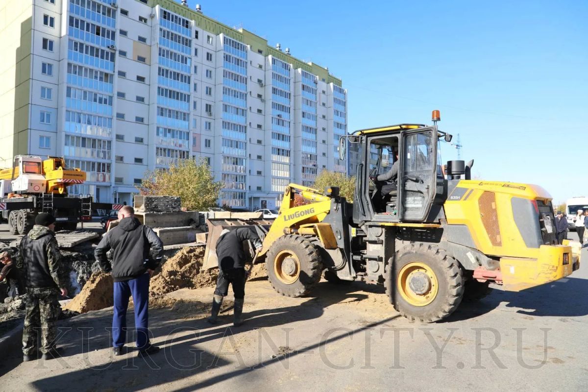 Глава города Антон Науменко сегодня, 10 октября, провел свой очередной рабочий объезд, в рамках которого проверил содержание городских пространств, работы по благоустройству и ремонты коммуникаций Глава города Антон Науменко сегодня, 10 октября, провел свой очередной рабочий объезд, в рамках которого проверил содержание городских пространств, работы по благоустройству и ремонты коммуникаций