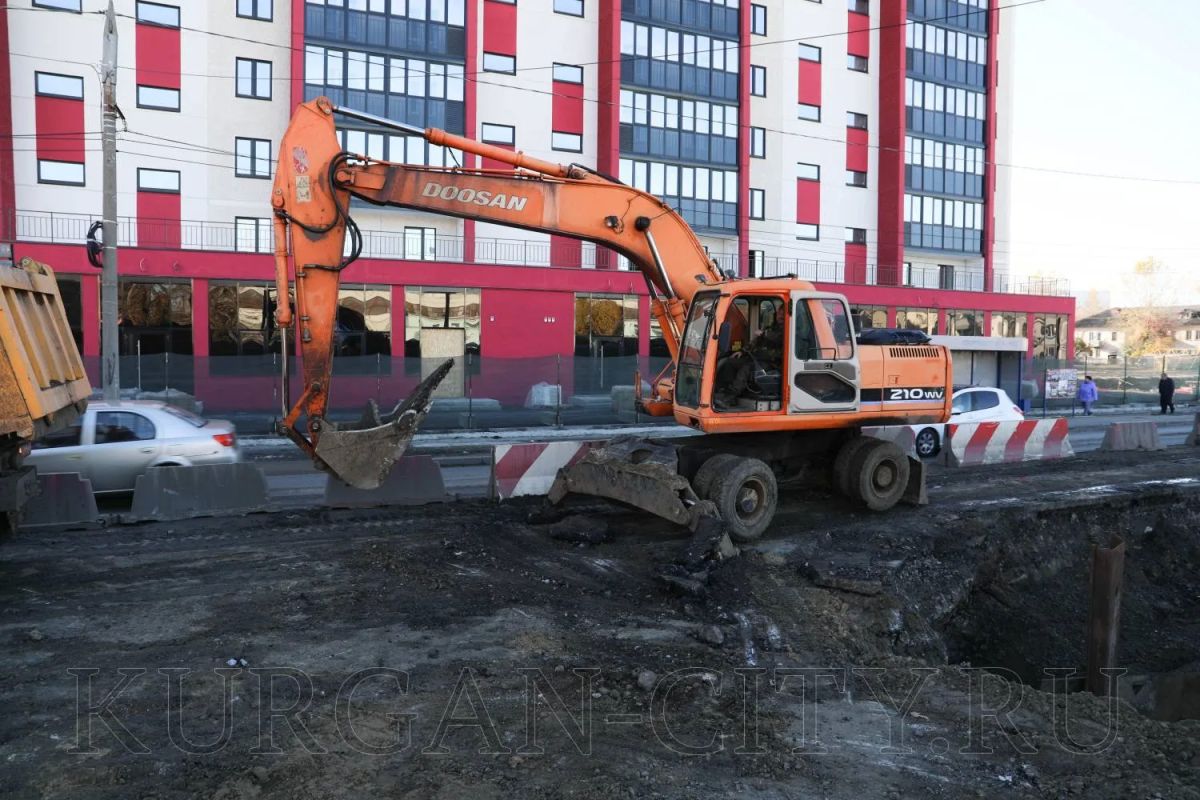 Глава города Антон Науменко сегодня, 10 октября, провел свой очередной рабочий объезд, в рамках которого проверил содержание городских пространств, работы по благоустройству и ремонты коммуникаций Глава города Антон Науменко сегодня, 10 октября, провел свой очередной рабочий объезд, в рамках которого проверил содержание городских пространств, работы по благоустройству и ремонты коммуникаций
