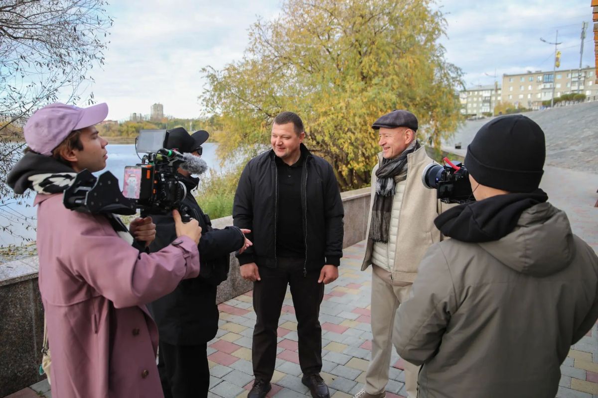Антон Науменко: Утро началось со встречи с авторами передачи «Большой Урал Антон Науменко: Утро началось со встречи с авторами передачи «Большой Урал