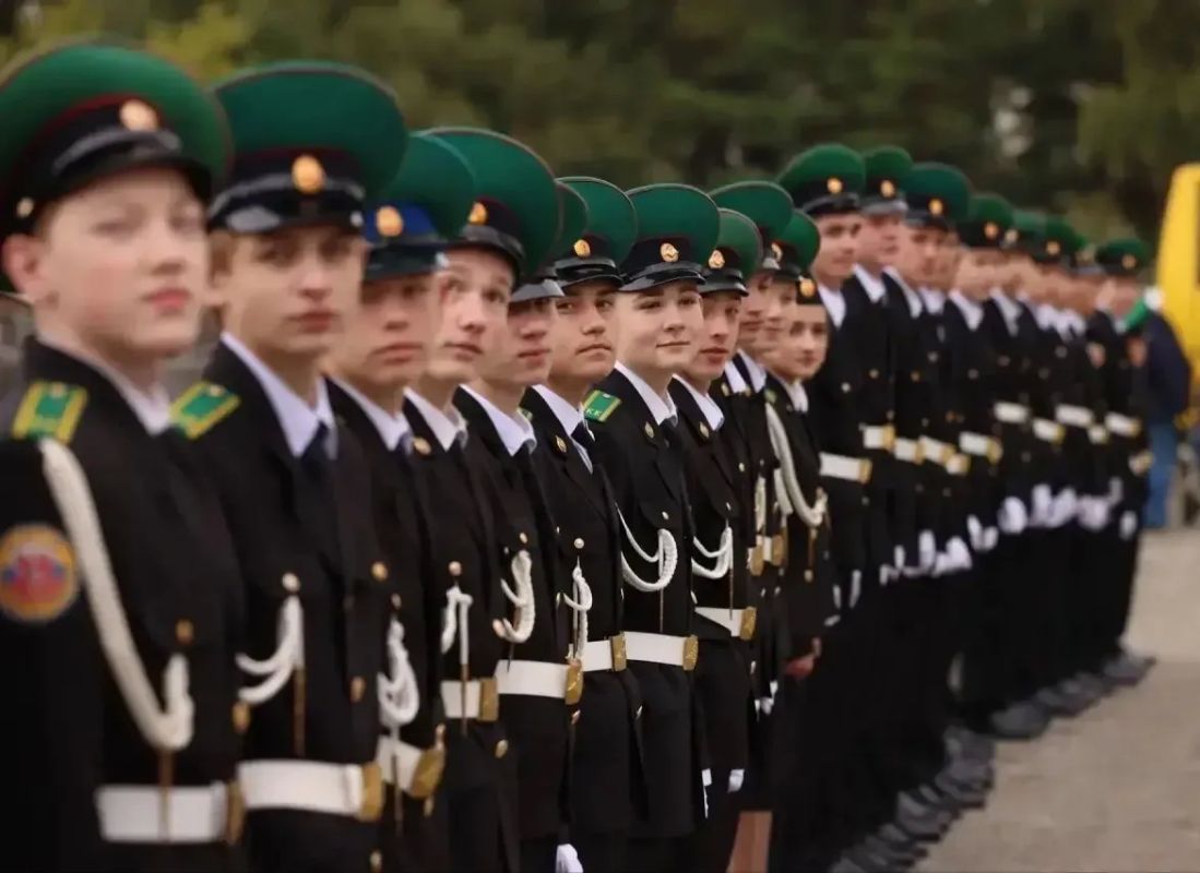 Вадим Шумков: На президиуме обсудили реализацию основ госполитики в сфере кадетского образования, в том числе единые подходы к форме и знакам различия