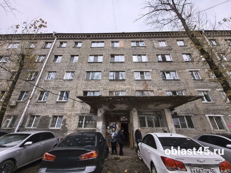 Ни суп сварить, ни умыться: многоквартирный дом в Кургане временно остался без воды