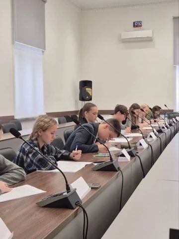В областном центре состоялся муниципальный этап Всероссийской олимпиады школьников по избирательному праву «Софиум» В областном центре состоялся муниципальный этап Всероссийской олимпиады школьников по избирательному праву «Софиум»