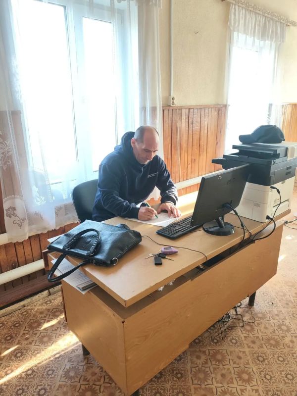Чудо природы две берёзы "сиамские близнецы" на территории Частоозерского округа. Мероприятия в рамках постоянного рейда на территории охотугодий Лебяжьевского округа. Яркая Луна. Работа с гражданами Петуховский округ Чудо природы две берёзы "сиамские близнецы" на территории Частоозерского округа. Мероприятия в рамках постоянного рейда на территории охотугодий Лебяжьевского округа. Яркая Луна. Работа с гражданами Петуховский округ